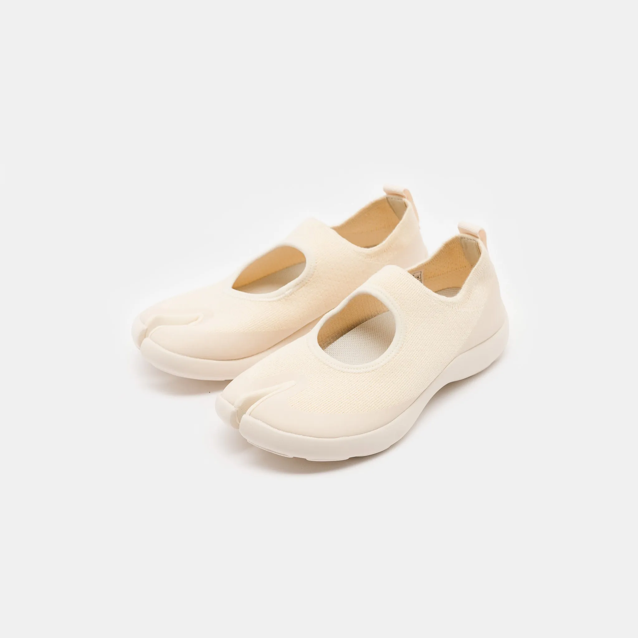 Womens Tabi Sandal in Off White